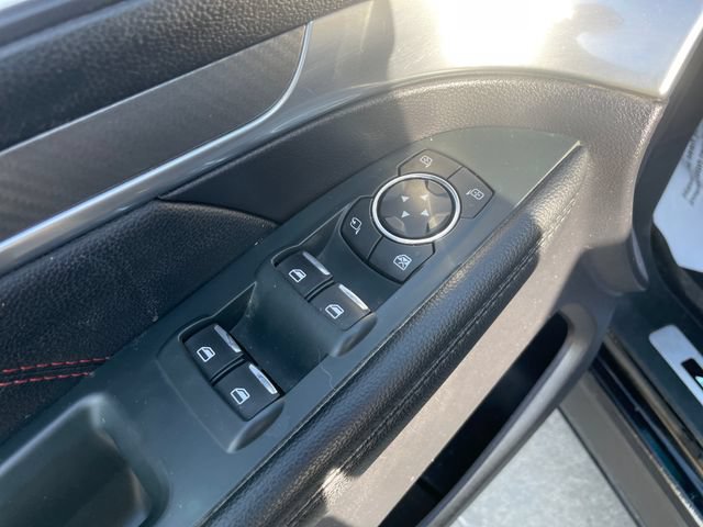 Used 2019 Ford Explorer Sport w/ Equipment Group 401A AWD/4WD image 12