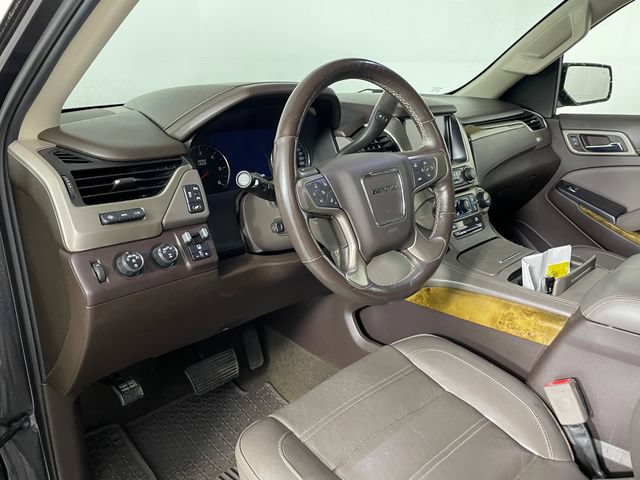 Used 2017 GMC Yukon XL Denali w/ Open Road Package AWD/4WD image 3
