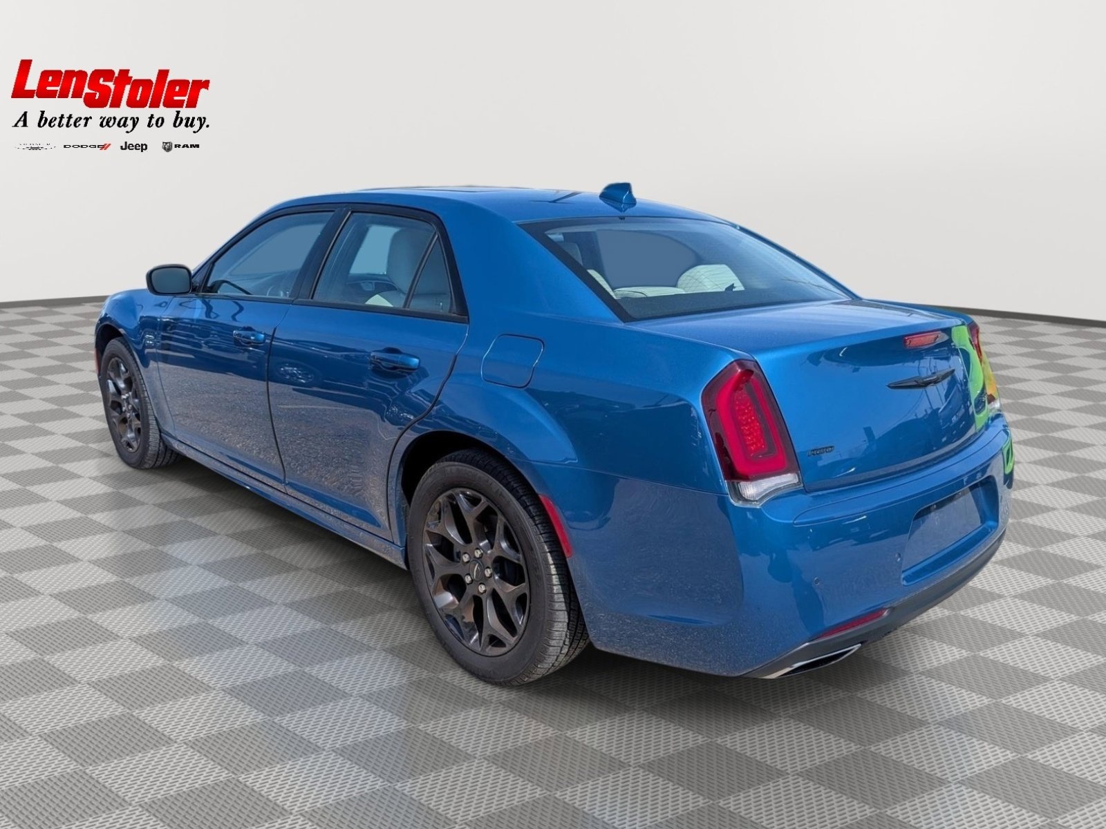 Used 2023 Chrysler 300 Touring L w/ Popular Equipment Group image 3
