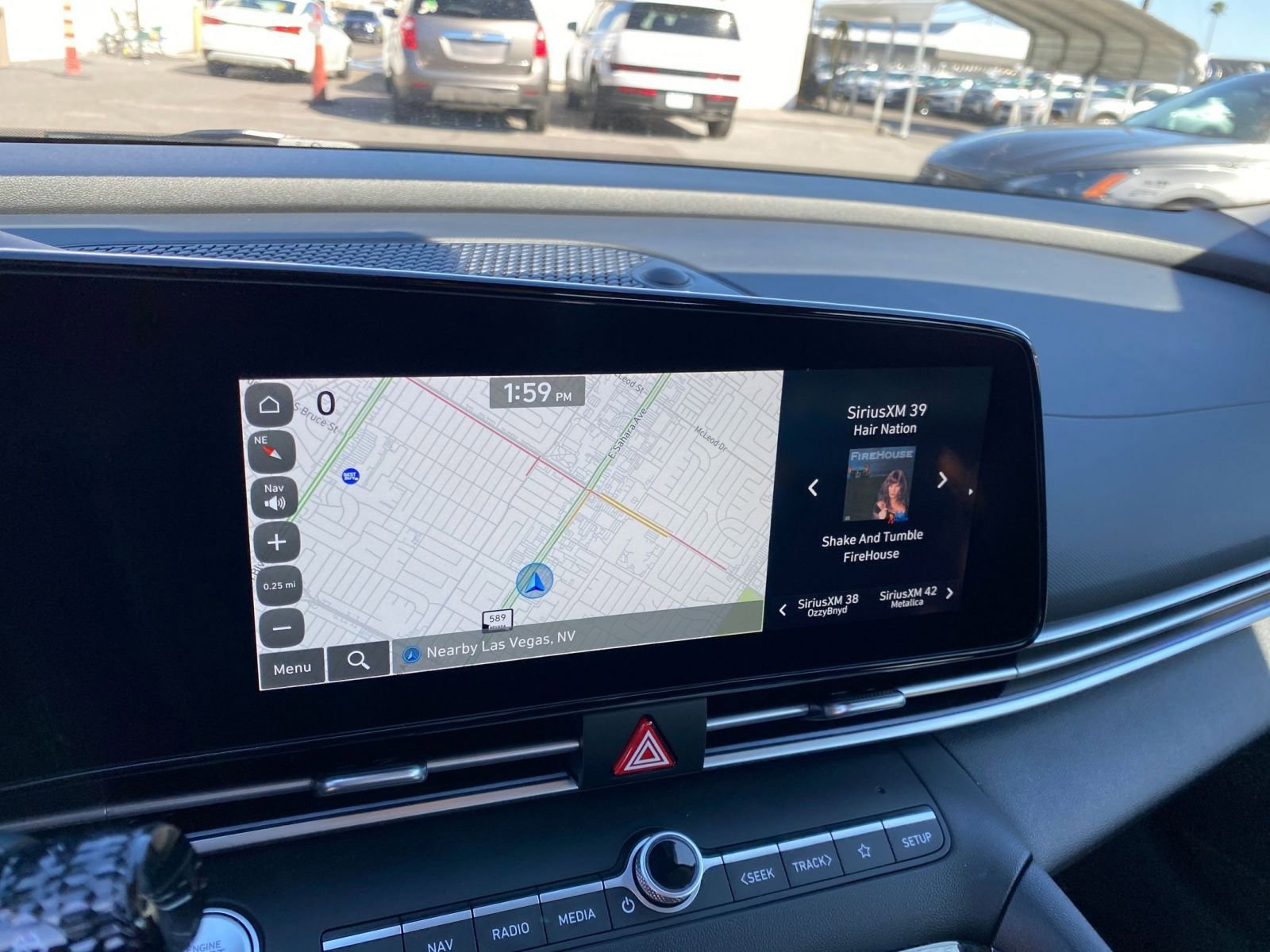 Used 2025 Hyundai Elantra Limited image 20