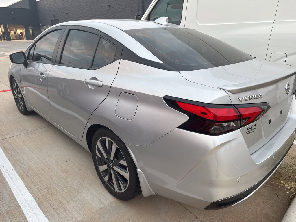 Used 2020 Nissan Versa SR image 6