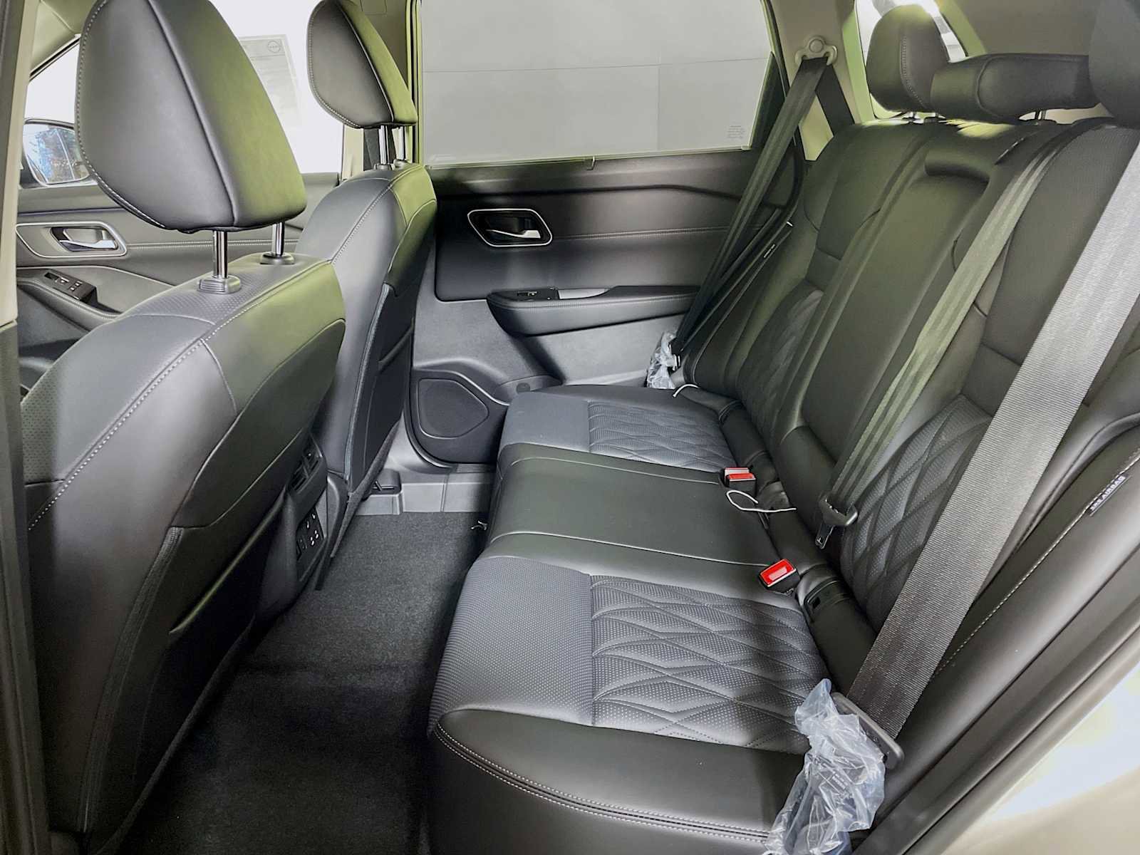 New 2026 Nissan Rogue Platinum w/ Tech Package image 5