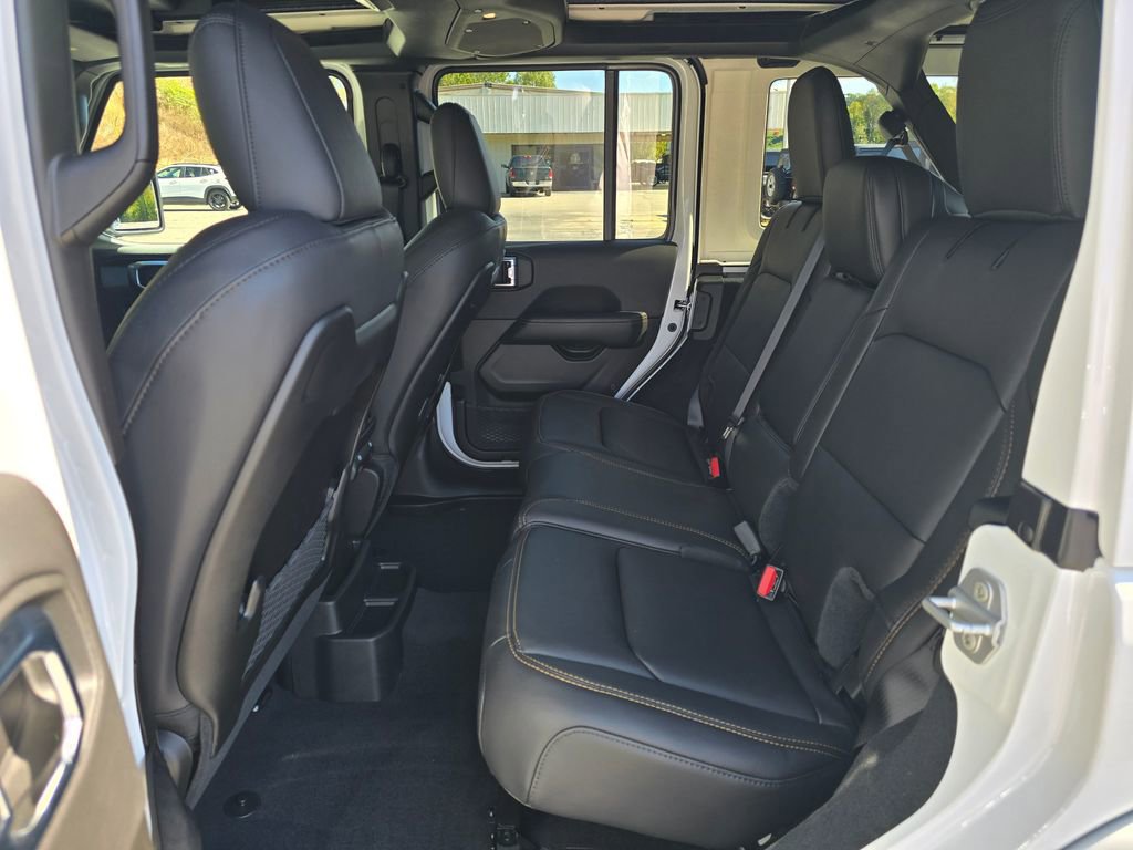 New 2026 Jeep Wrangler Sahara image 10