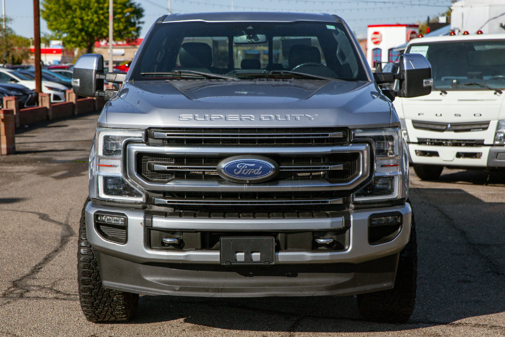 Used 2022 Ford F350 Platinum AWD/4WD image 3