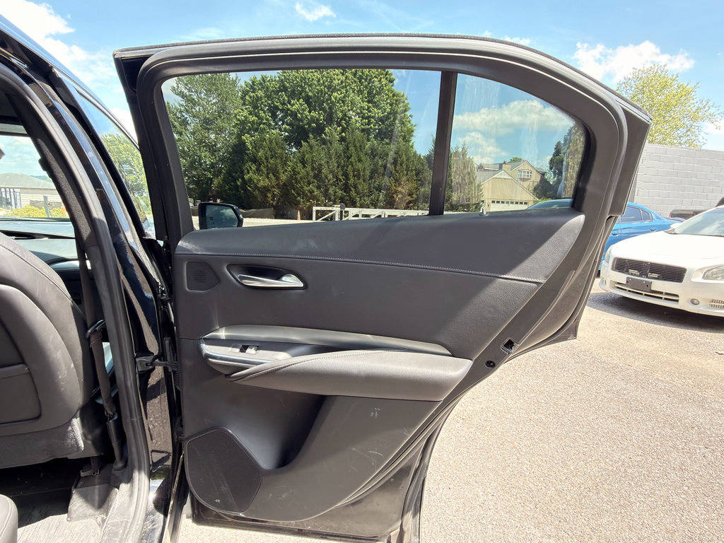 Used 2021 Cadillac XT4 Premium Luxury FWD image 15