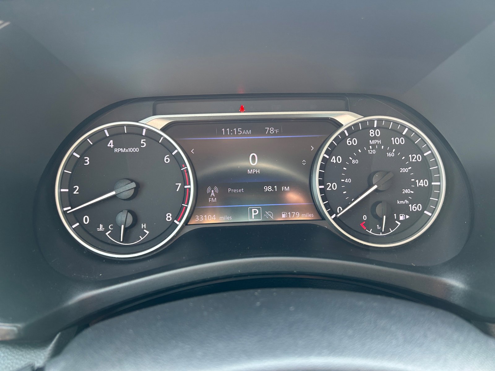 Used 2024 Nissan Sentra SV FWD image 17