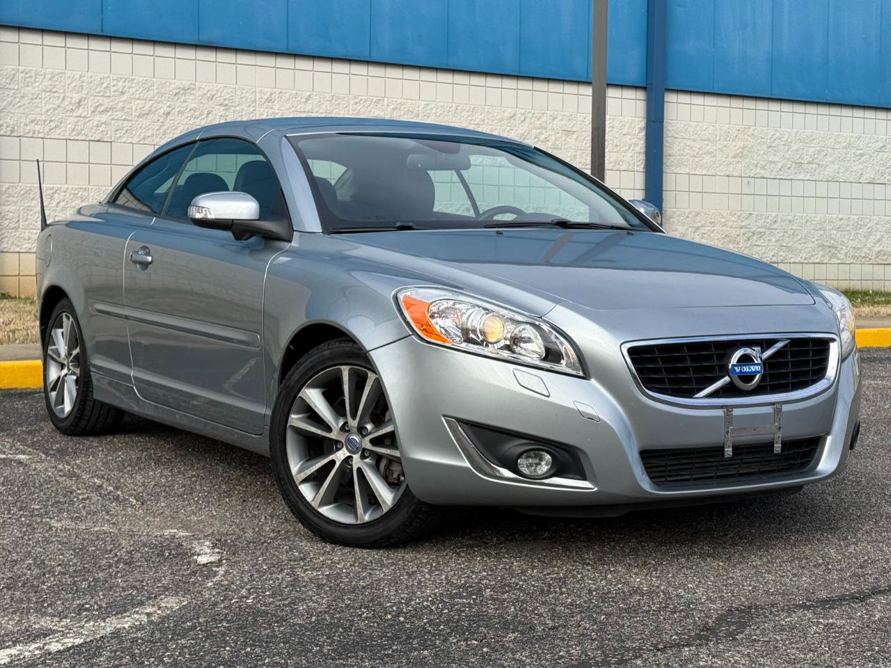 Used 2013 Volvo C70 T5 image 3