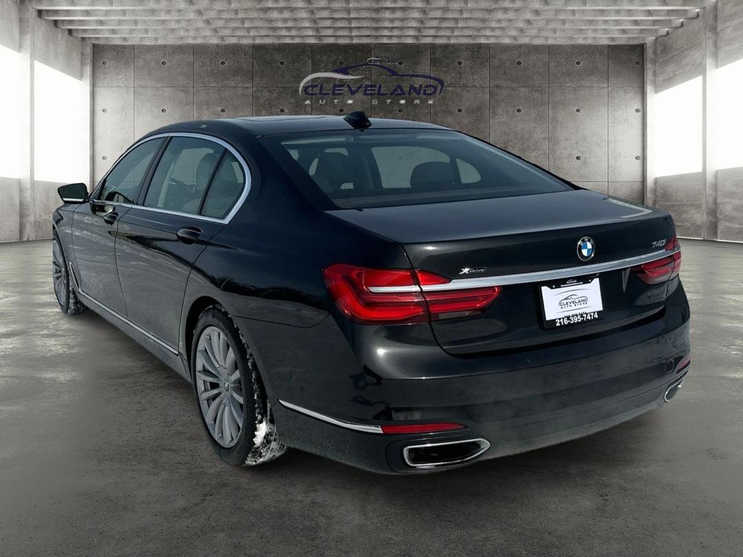 Used 2018 BMW 740i xDrive image 5