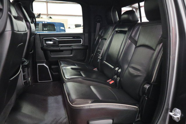 Used 2019 RAM 2500 Laramie w/ Night Edition AWD/4WD image 9