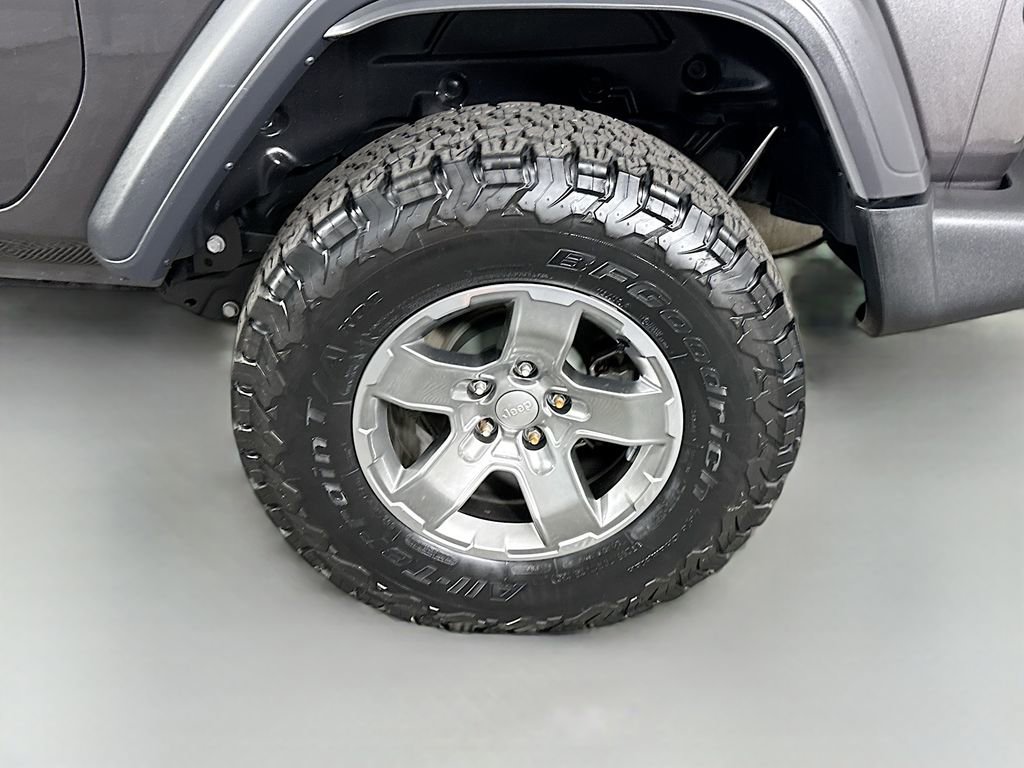 Used 2023 Jeep Wrangler Sport AWD/4WD image 33