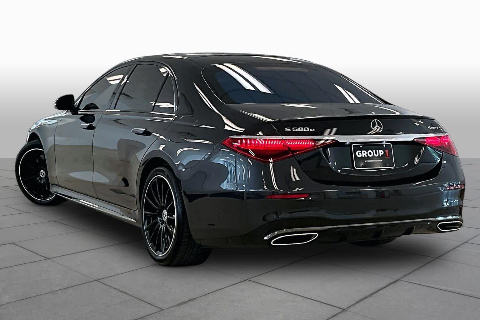 Used 2025 Mercedes-Benz S 580e 4MATIC Sedan image 11