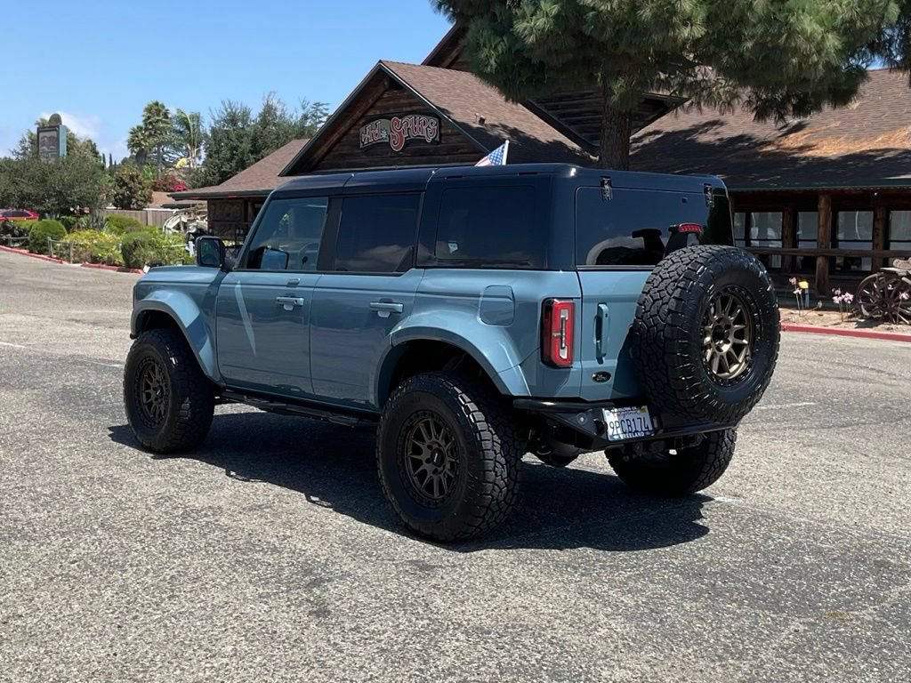 Used 2023 Ford Bronco Outer Banks AWD/4WD image 4