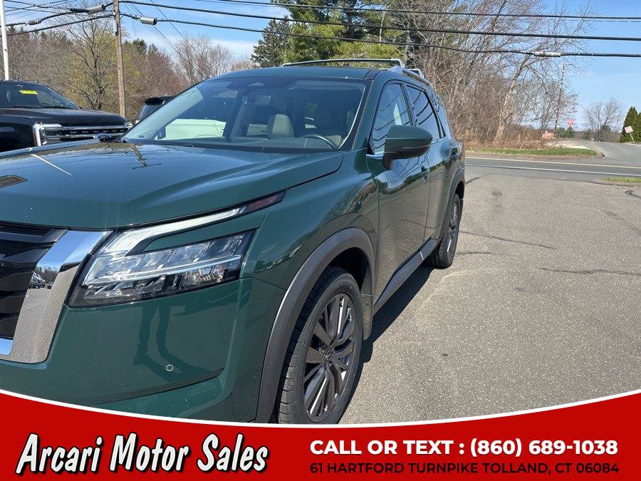 Used 2023 Nissan Pathfinder SL w/ SL Premium Package AWD/4WD image 9