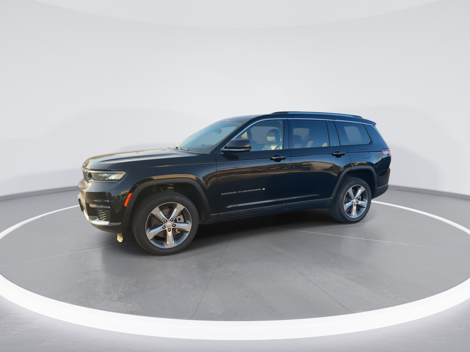 Used 2021 Jeep Grand Cherokee L Limited image 5