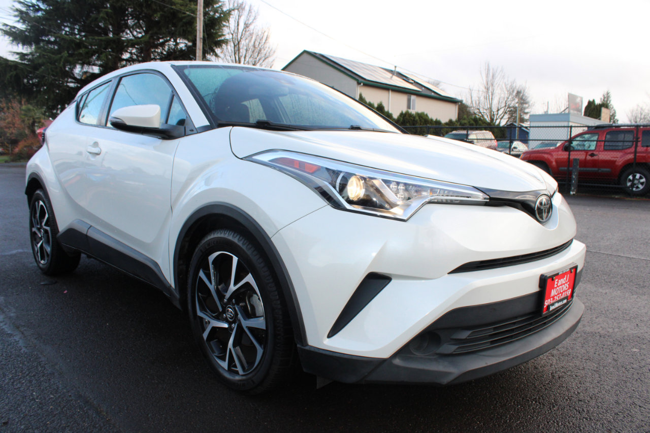 Used 2018 Toyota C-HR image 7