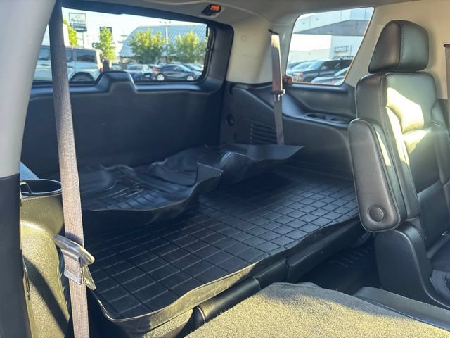 Used 2018 GMC Yukon SLT w/ Open Road Package AWD/4WD image 43
