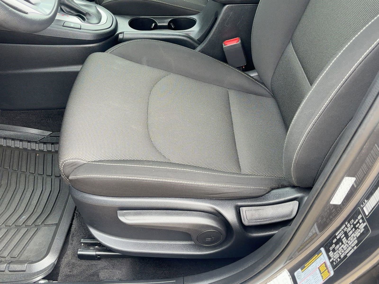 Used 2024 Kia Forte LXS image 14