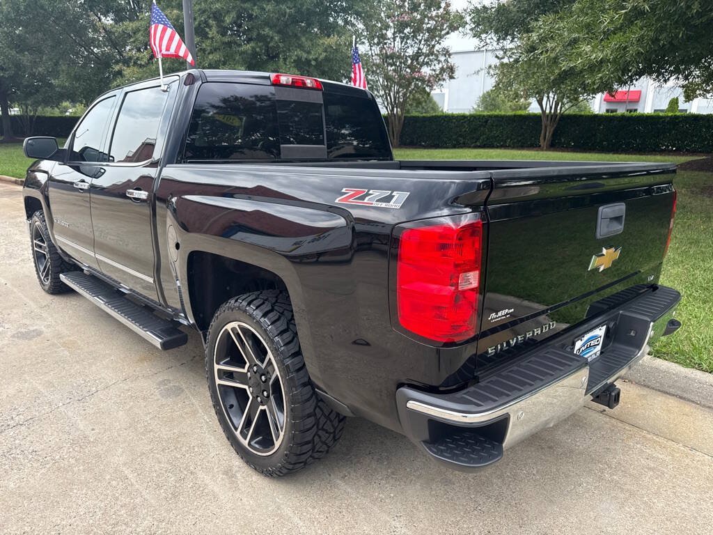 Used 2015 Chevrolet Silverado 1500 LTZ Z71 w/ LTZ Plus Package AWD/4WD image 6