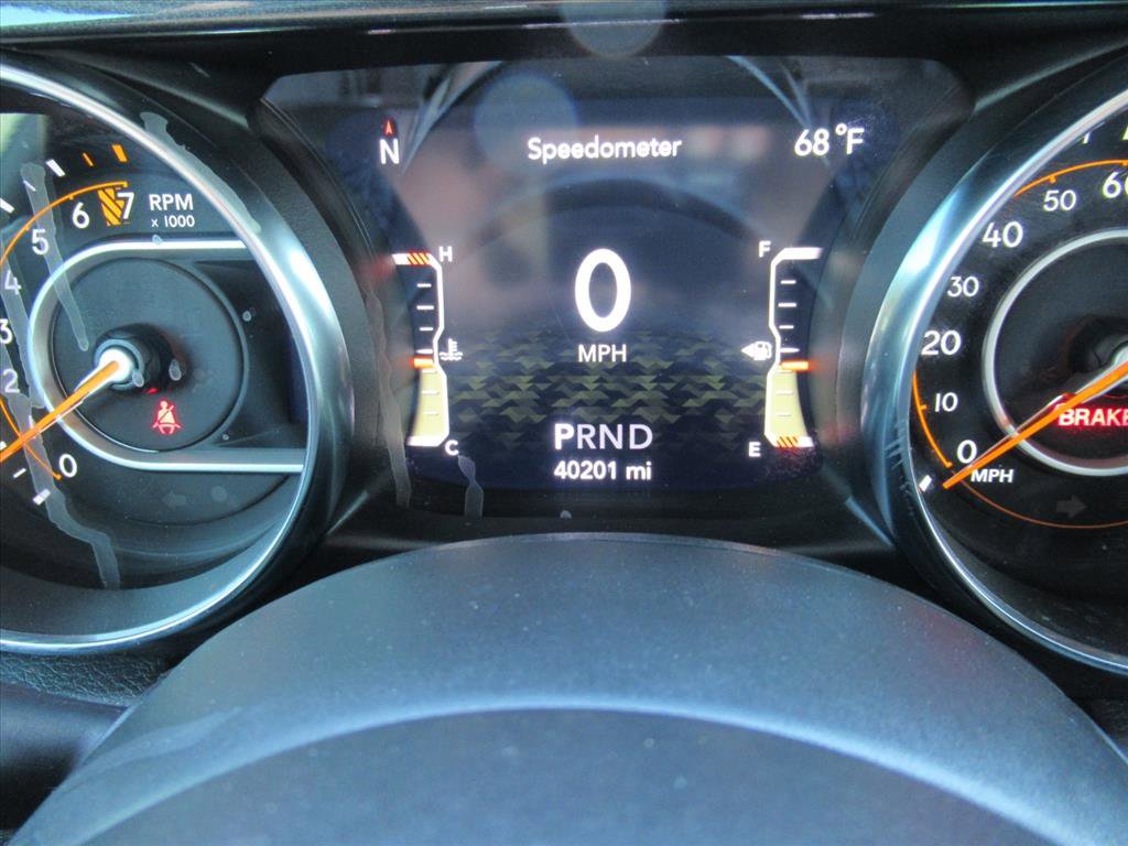 Used 2022 Jeep Wrangler Unlimited Sahara image 30