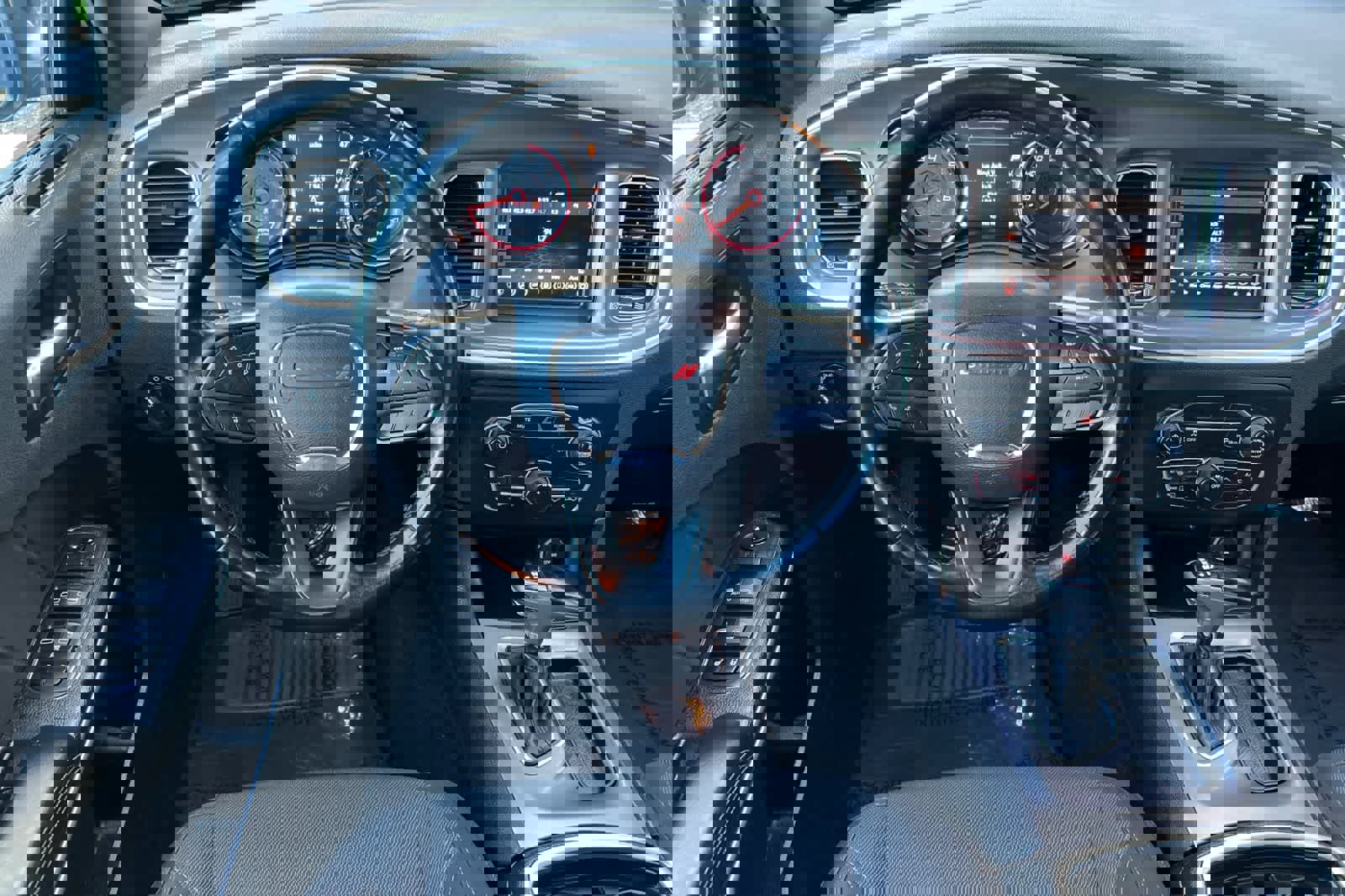 Used 2020 Dodge Charger SXT image 15