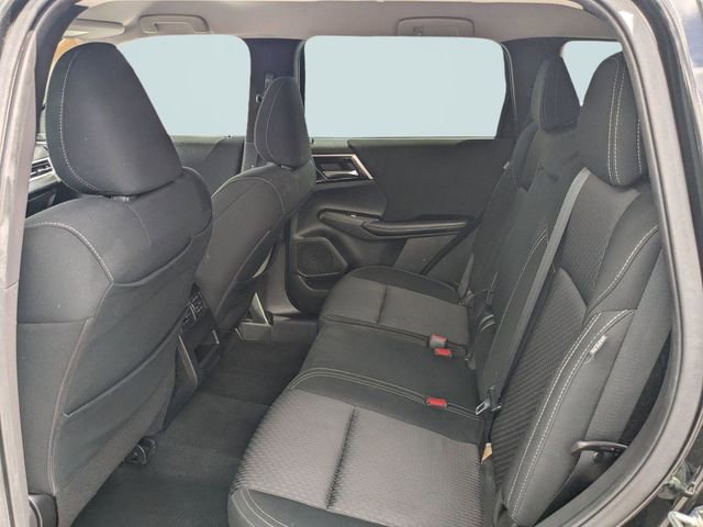 Used 2022 Mitsubishi Outlander ES FWD image 13