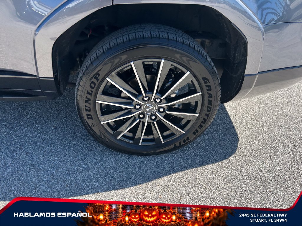 Used 2025 Lexus GX 550 w/ Cold Area Package AWD/4WD image 9