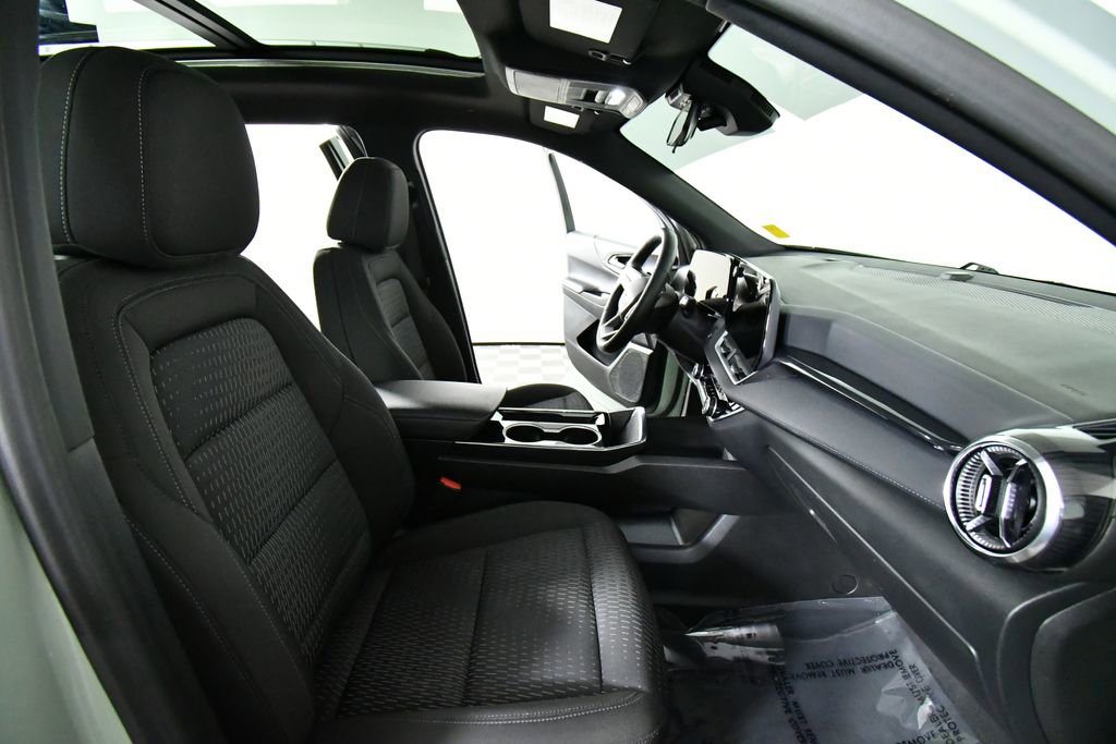 Used 2025 Chevrolet Equinox LT image 22