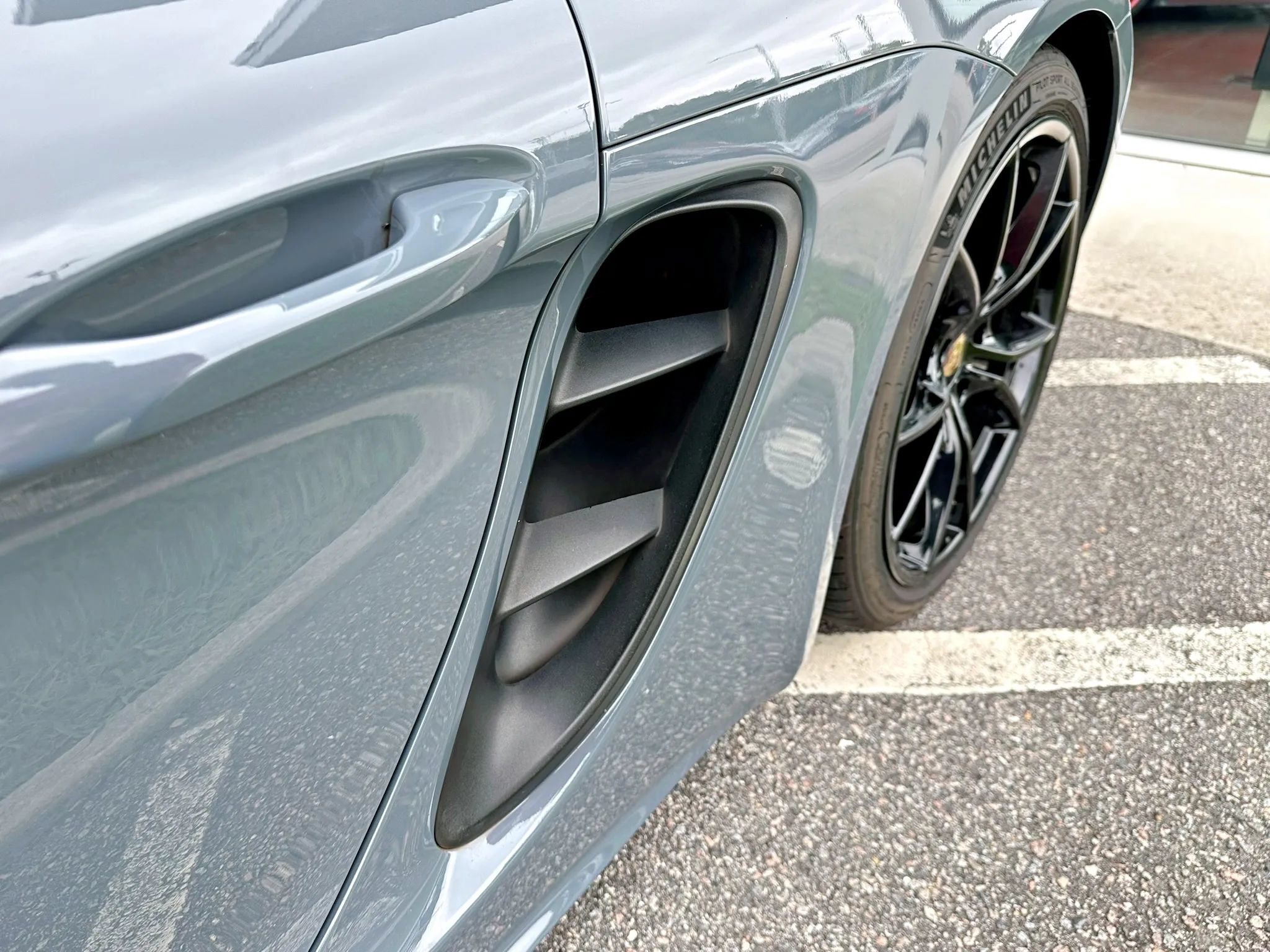 Used 2017 Porsche 718 Cayman S RWD image 26
