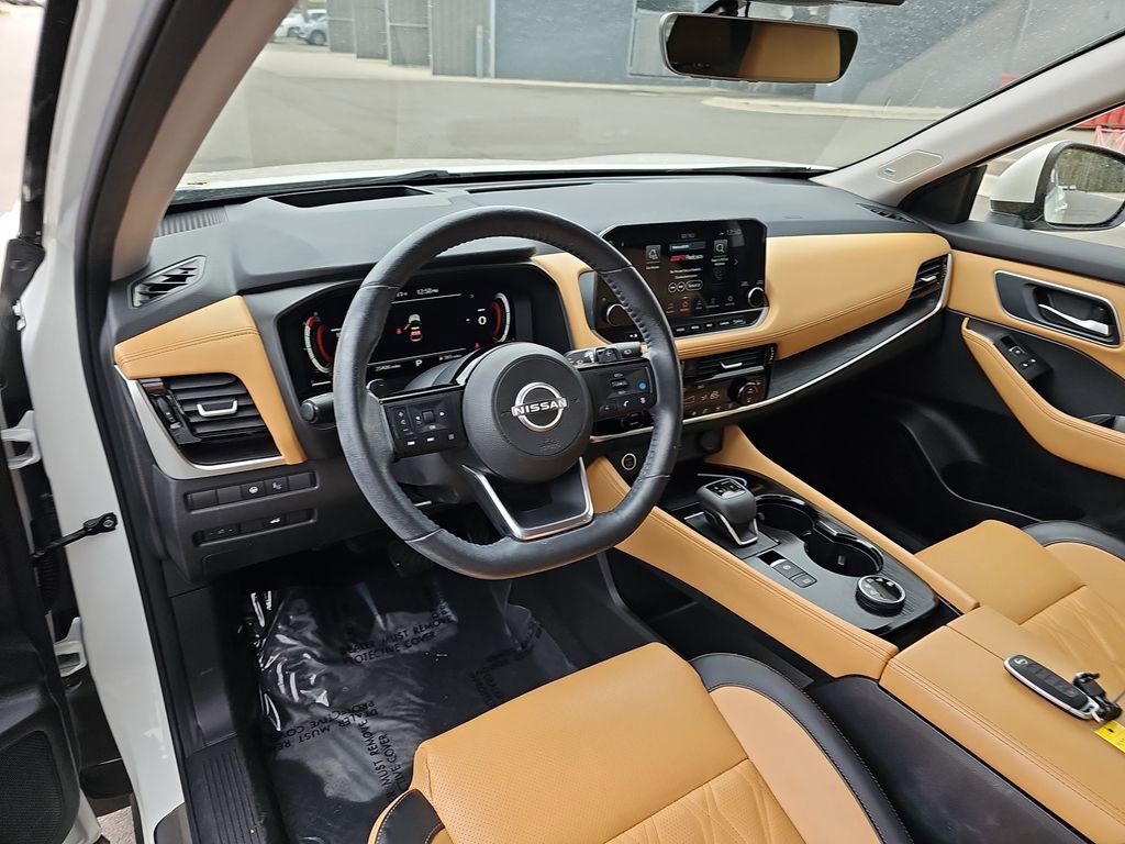 Used 2023 Nissan Rogue Platinum w/ Platinum Premium Package image 20