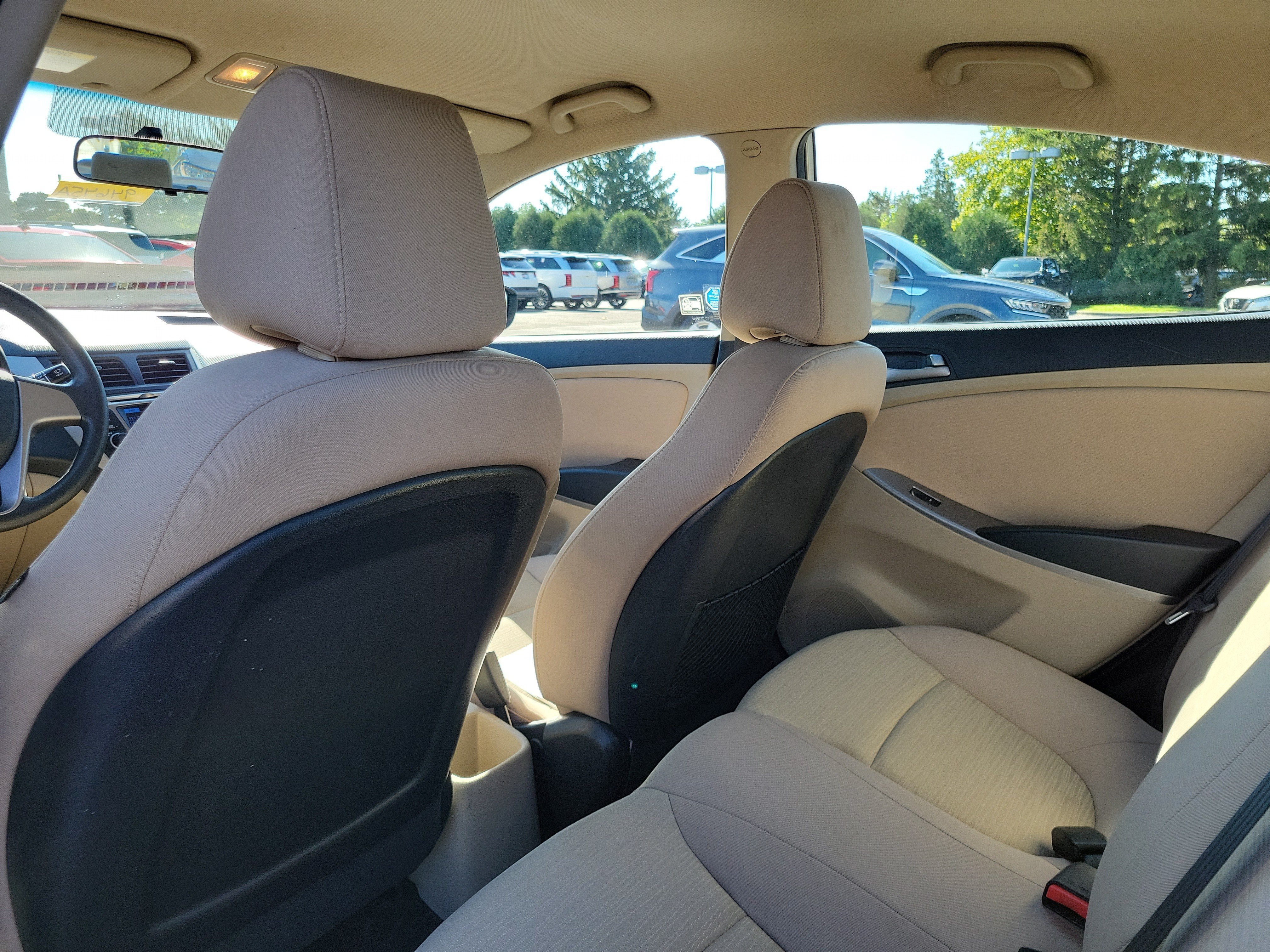 Used 2017 Hyundai Accent SE FWD image 14