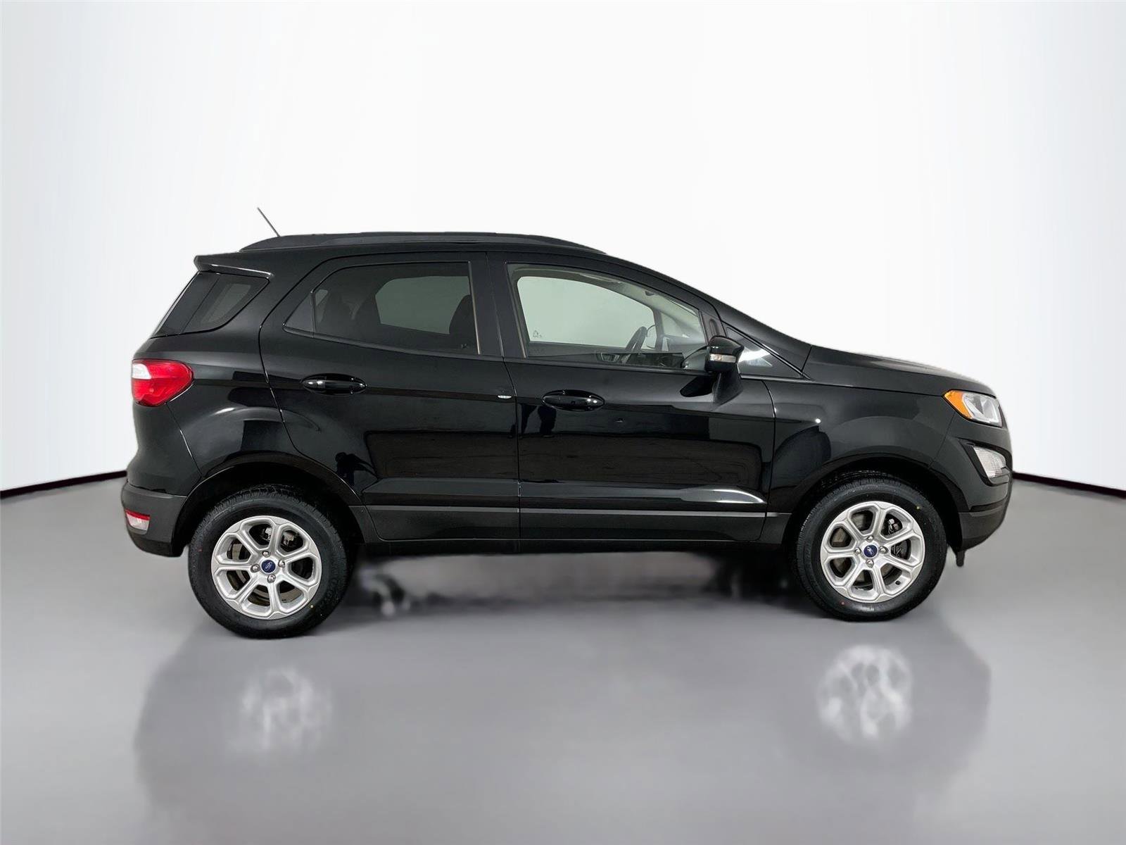 Used 2021 Ford EcoSport SE image 8