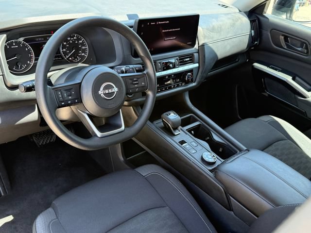 Used 2026 Nissan Pathfinder S AWD/4WD image 11