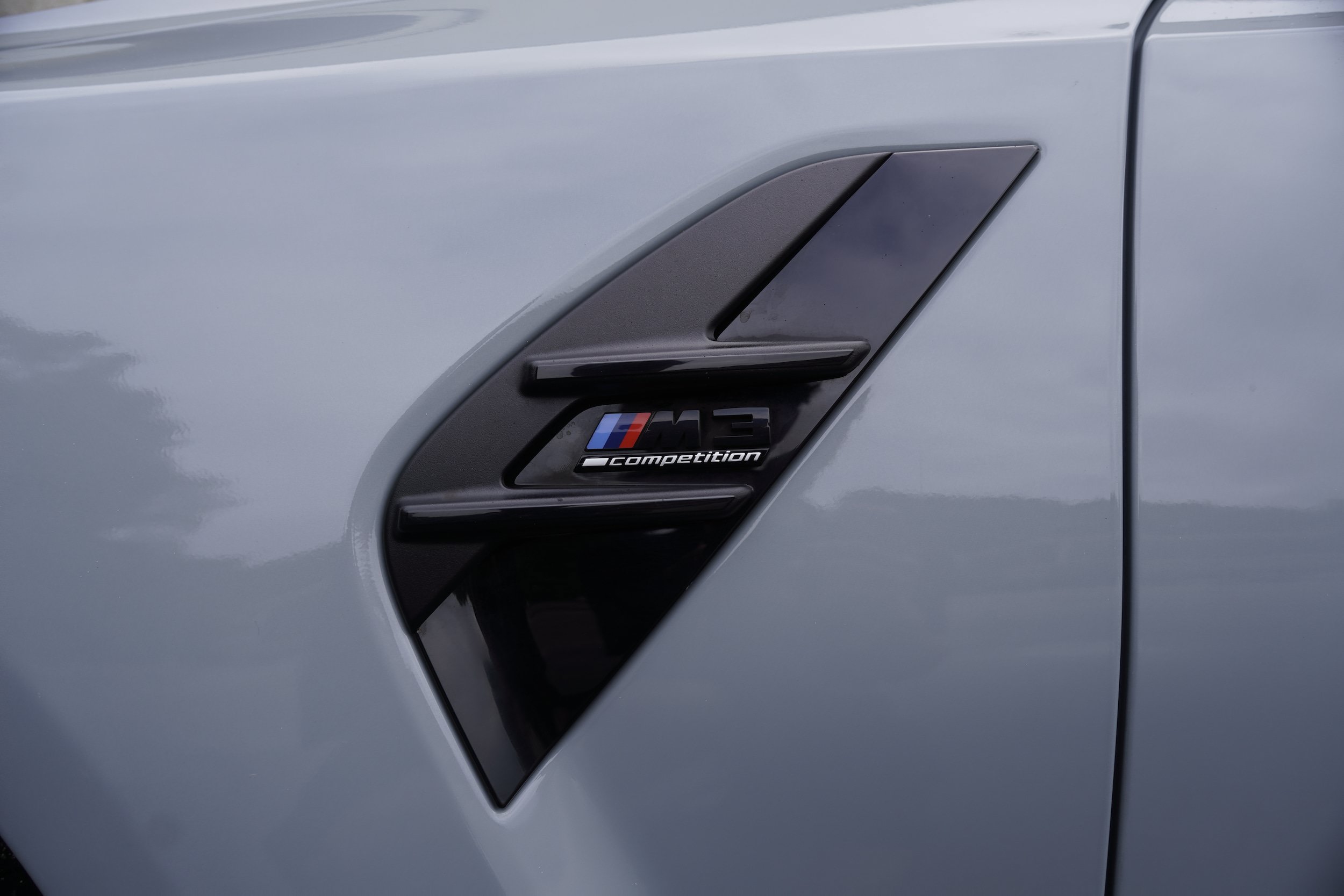 Used 2025 BMW M3 Competition w/ Executive Package RWD image 39