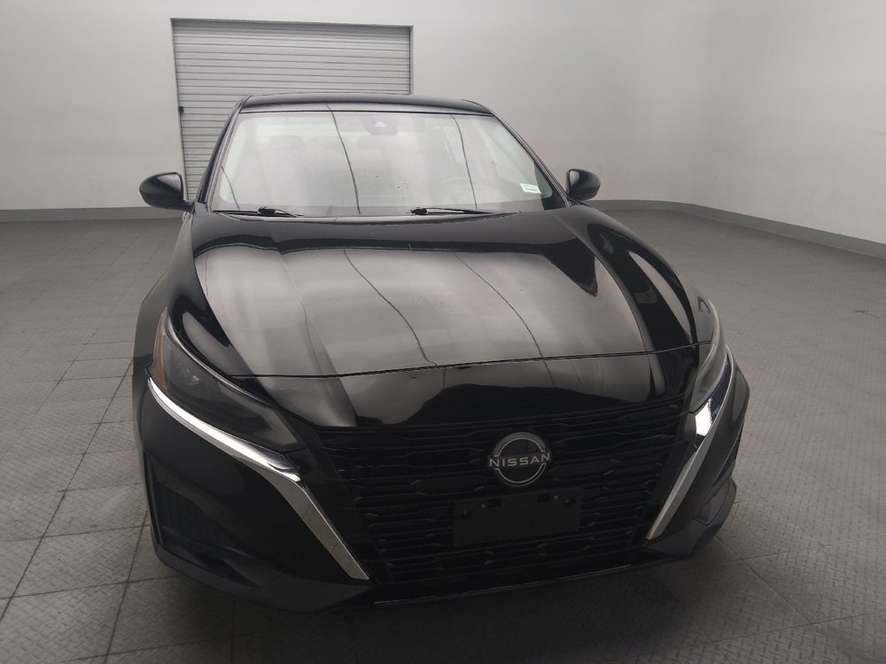 Used 2023 Nissan Altima 2.5 S FWD image 14