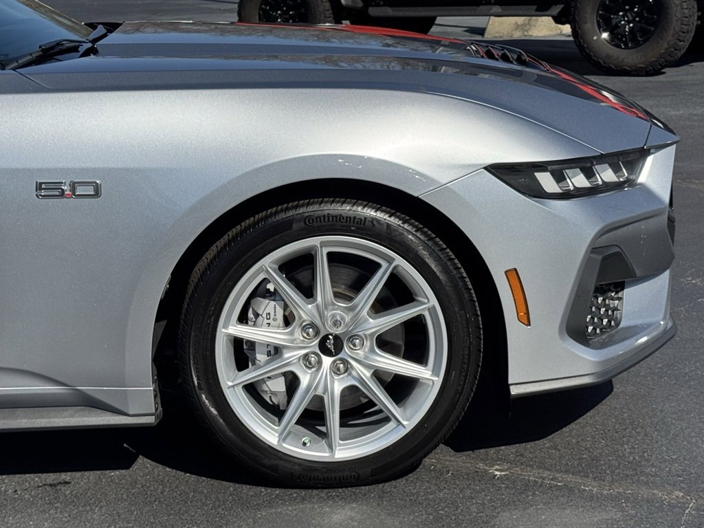 Used 2024 Ford Mustang GT Premium image 40