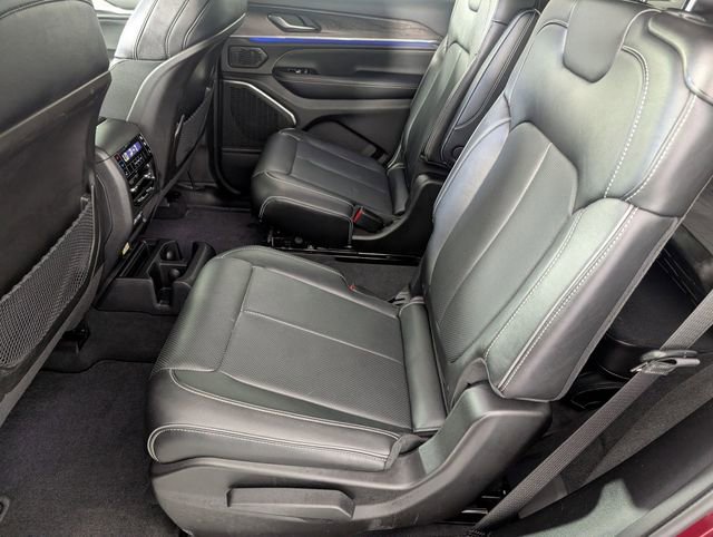 Certified 2023 Jeep Grand Cherokee L Overland AWD/4WD image 28