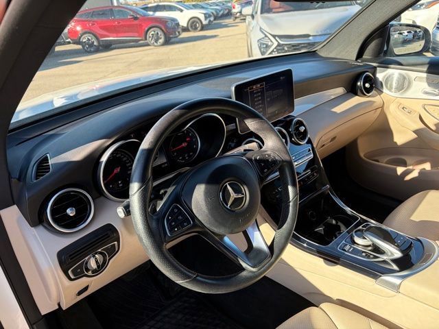 Used 2017 Mercedes-Benz GLC 300 4MATIC image 31