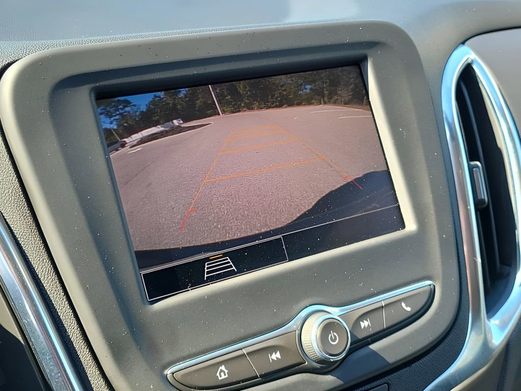 Used 2024 Chevrolet Equinox LT image 19