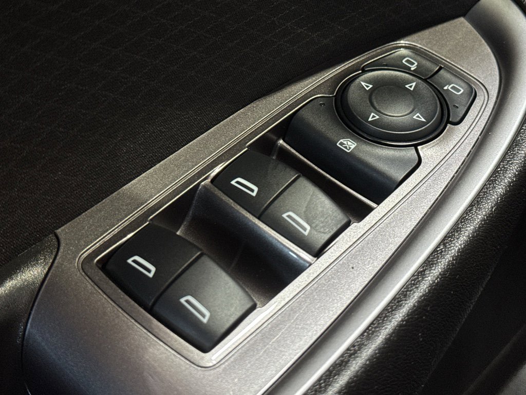 Used 2022 Chevrolet Malibu RS w/ LPO, Convenience Package 1 image 30