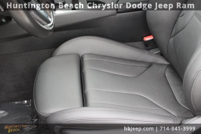 Used 2024 BMW Z4 M40i w/ Premium Package image 34