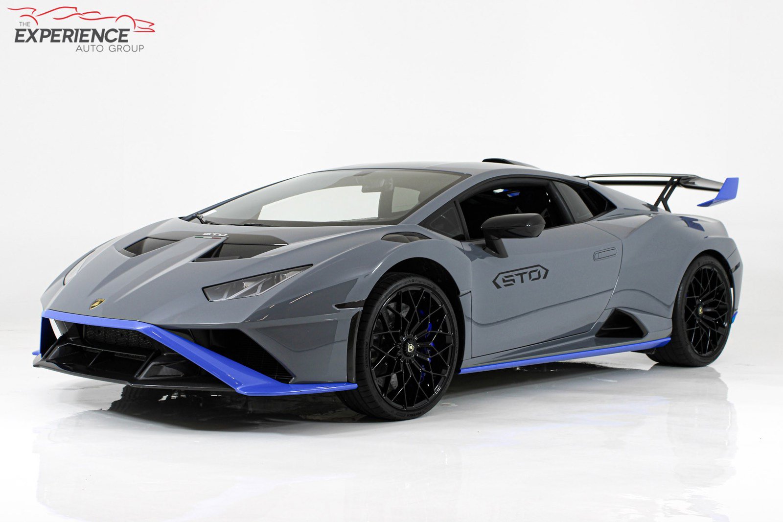 Used 2023 Lamborghini Huracan STO
