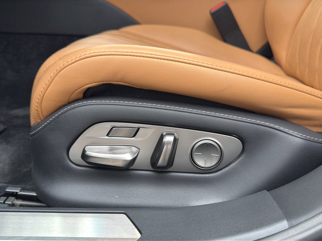 Used 2023 Lexus LS 500 Luxury w/ Luxury Package image 15