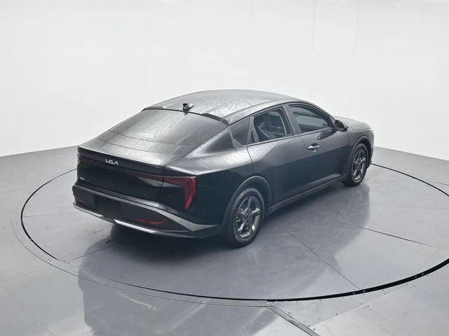 Used 2025 Kia K4 LXS image 39