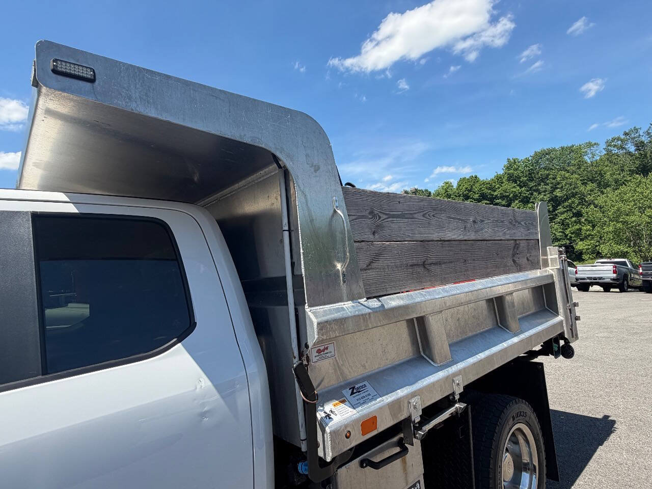 Used 2019 Ford F550 4x4 SuperCab Super Duty image 12