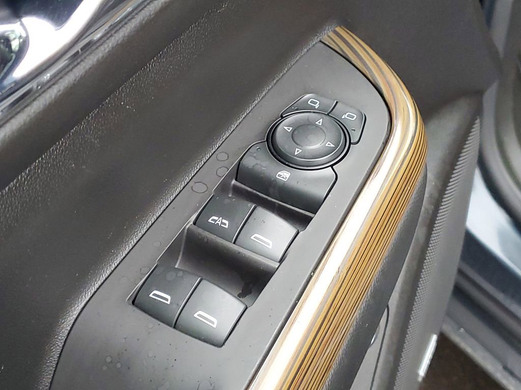 Used 2019 GMC Acadia SLE image 23