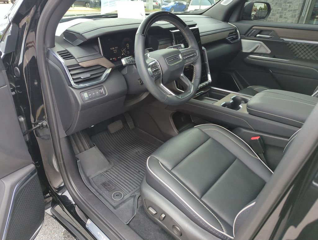 Used 2025 GMC Acadia Denali w/ Super Cruise Package AWD/4WD image 11