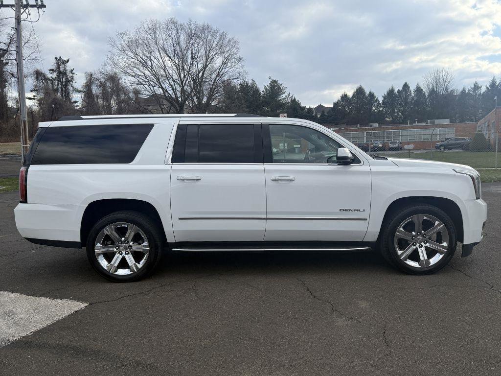 Used 2017 GMC Yukon XL Denali w/ Open Road Package image 7