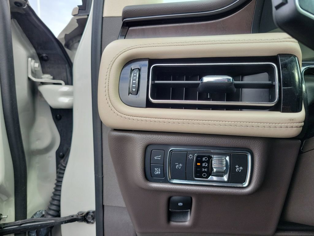 Certified 2022 Lincoln Nautilus Reserve w/ Equipment Group 201A image 23