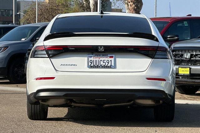 Certified 2025 Honda Accord SE image 6