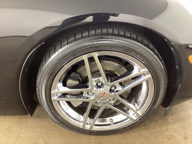 Used 2008 Chevrolet Corvette Convertible w/ Preferred Equipment Group RWD image 27